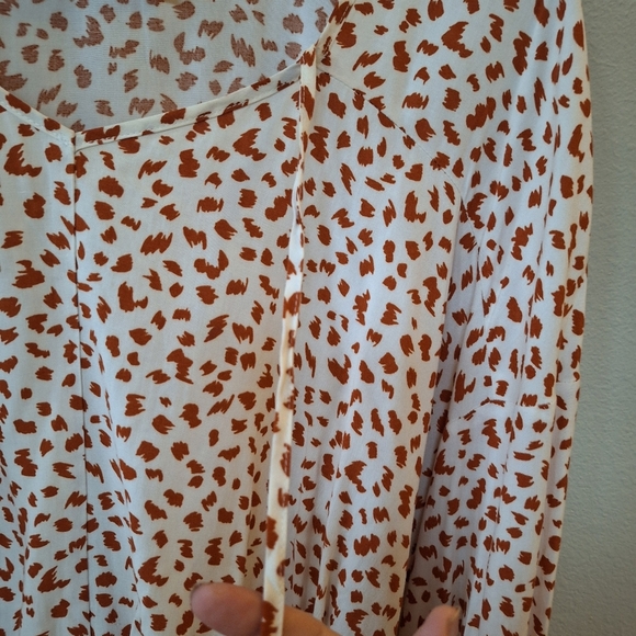 Savanna Jane Womens Rust/Ivory Lightweight Rayon Blouse Spotted Size M - Picture 5 of 8